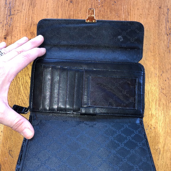 Black Etienne Aigner Wallet - Picture 5 of 8